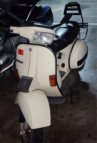 Vespa 200 - Blanco/Beige - 90