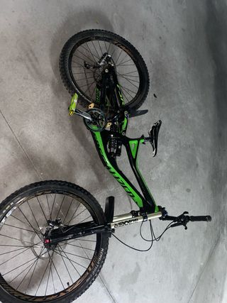 Specialized Demo 8 - MTB DH
