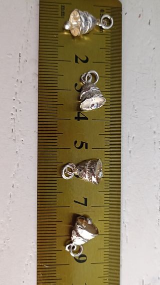 4 colgantes campanitas plata