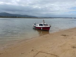 Embarcación pesca y paseo artesanal