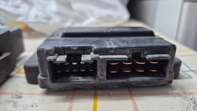 Centralitas Kawasaki ZZR600 (91)