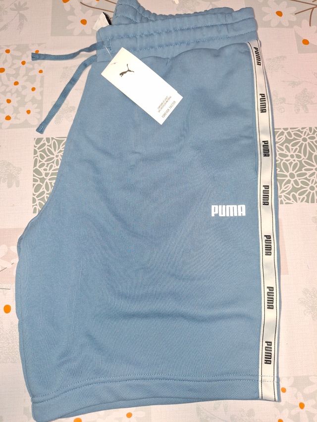 Shorts Puma celeste