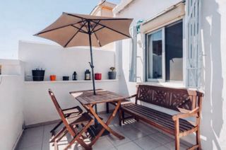 Tavolo da giardino in legno