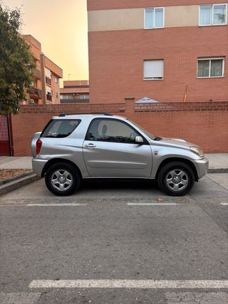 Toyota RAV4 2002