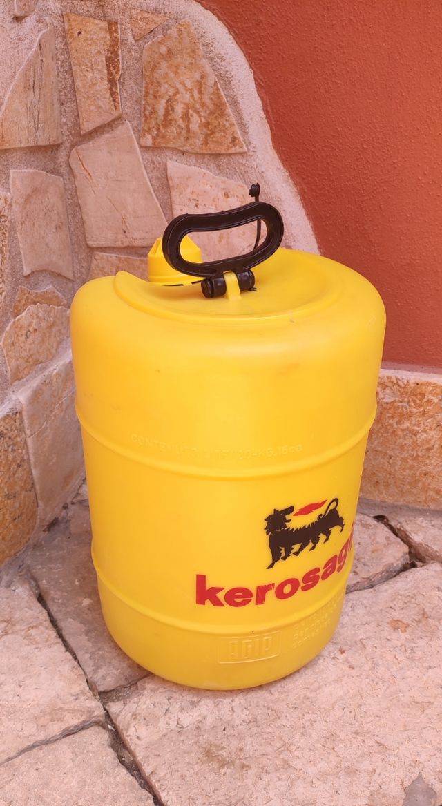 Bidone pubblicitario Agip Kerosagip