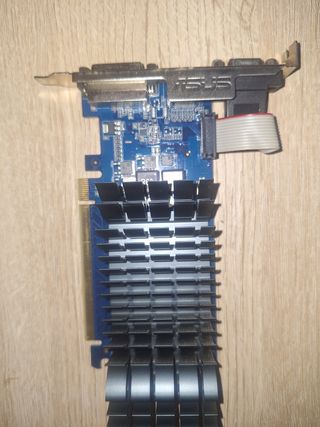 Tarjeta gráfica ASUS - GPU usada