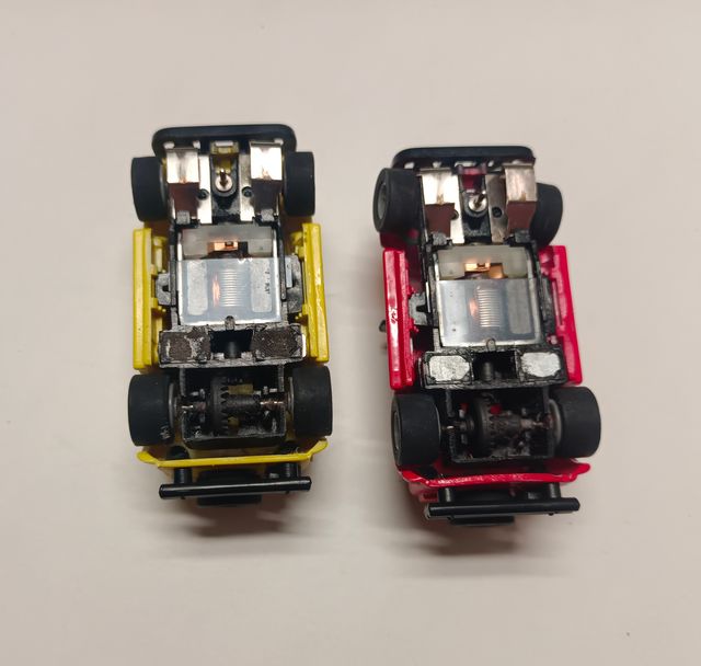 Coches Aventura Volcán Scalextric slot 1:43