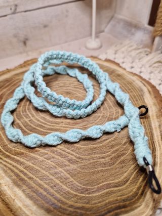 Portaocchiali macramé turchese