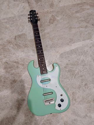 Guitarra Danelectro Aqua -poco uso