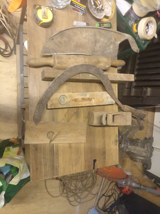 Antiguedades y herramientas antiguas