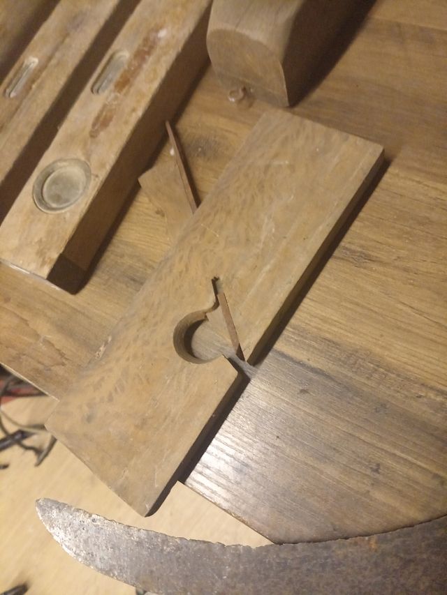 Antiguedades y herramientas antiguas