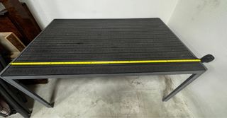 Mesa exterior gris - Resistente