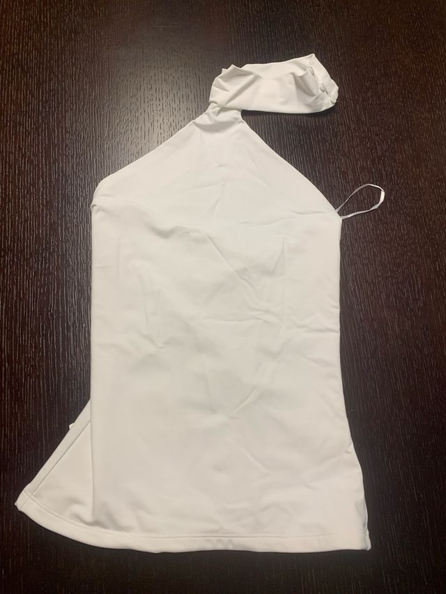 camiseta blanco halter con cuello