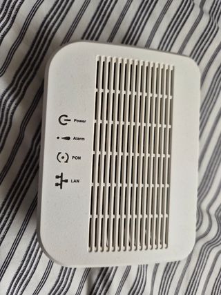 Router Zyxel + módem DSL