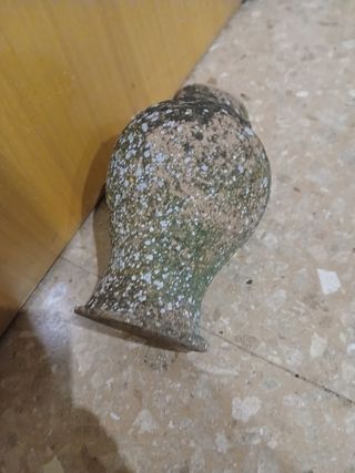 Tinaja antigua pequeña