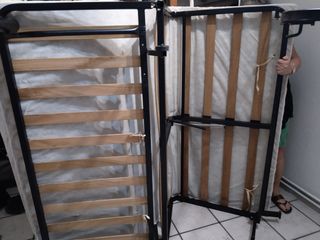Sofá cama naranja plegable