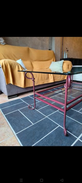 Mesa centro hierro forjado cristal