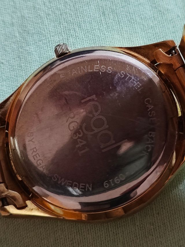 Reloj Regal Mujer Dorado