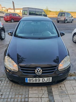 Volkswagen Golf V 