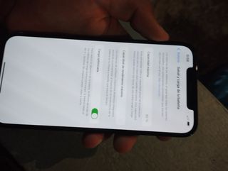 Iphone 12 pro max 82% batería