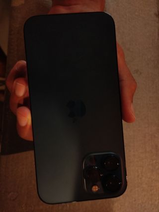 Iphone 12 pro max 82% batería