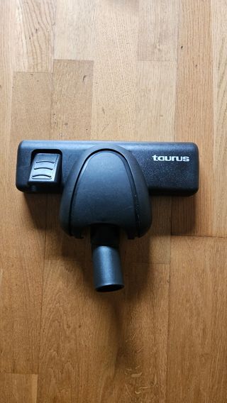 Cepillo aspiradora Taurus