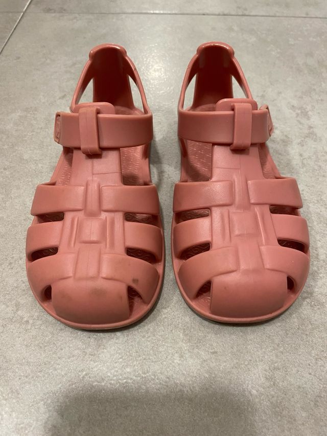 Sandalias Igor niña rosa talla 24