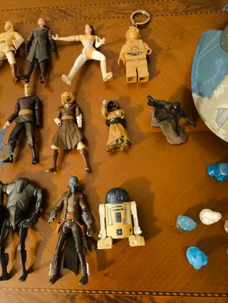 Star Wars Lote Figuras + Vehiculo.