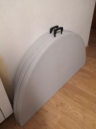 Mesa redonda plegable - plástico
