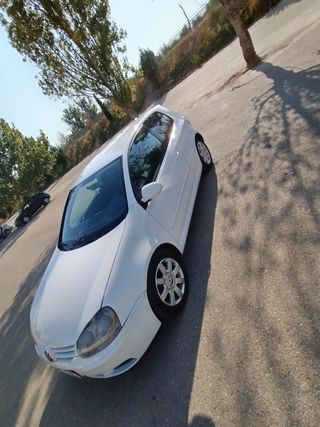 Volkswagen Golf 2005