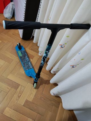 Patinete Infantil - Azul para circuito y calle