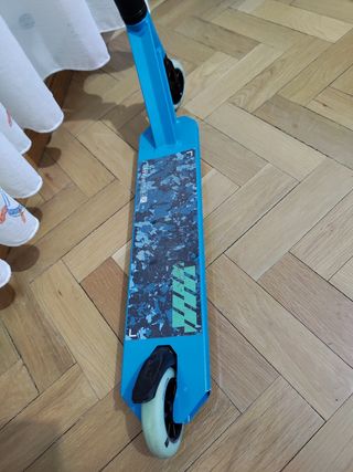 Patinete Infantil - Azul para circuito y calle