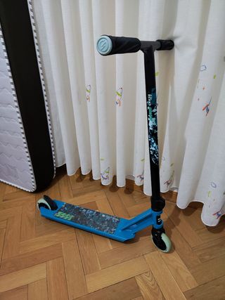 Patinete Infantil - Azul para circuito y calle