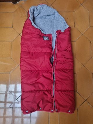 Saco silla paseo Red Castle rojo