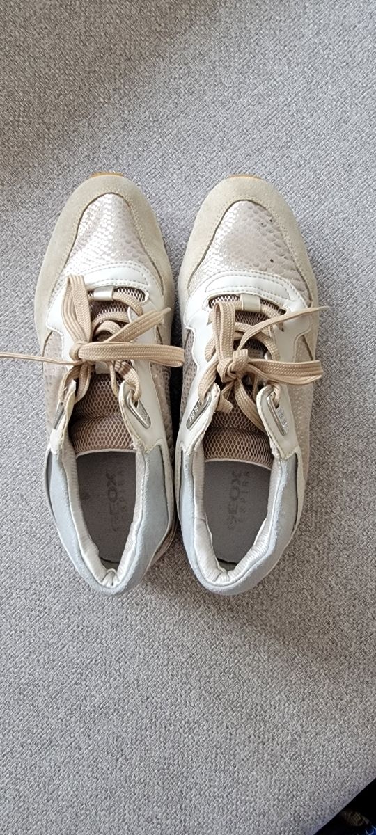 Zapatillas Geox beige