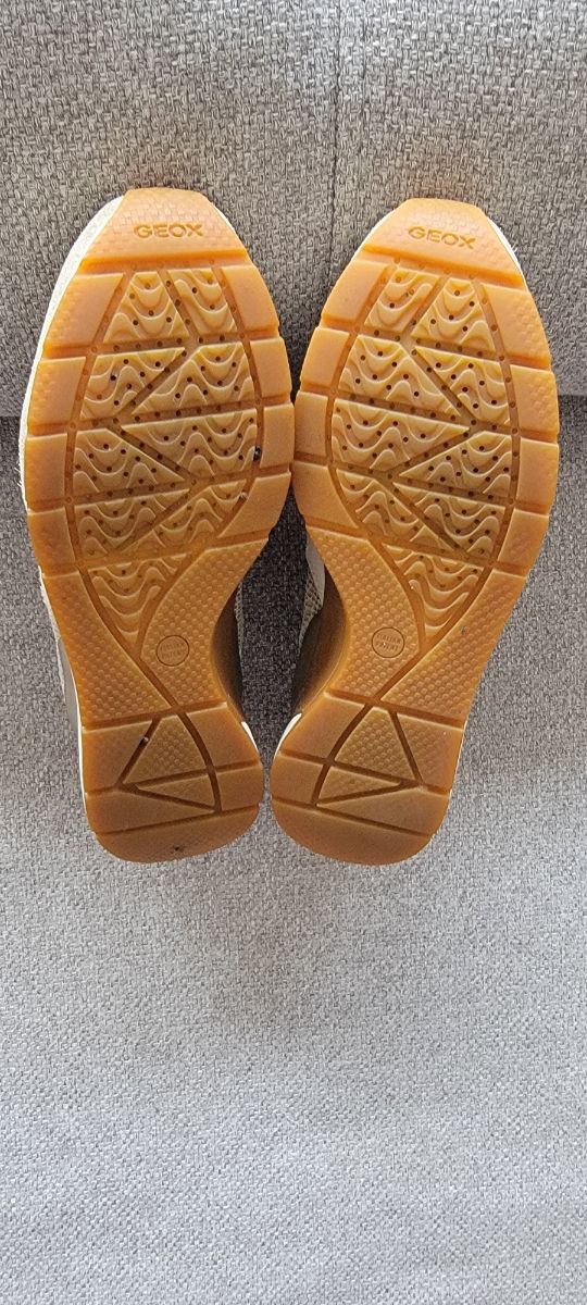 Zapatillas Geox beige
