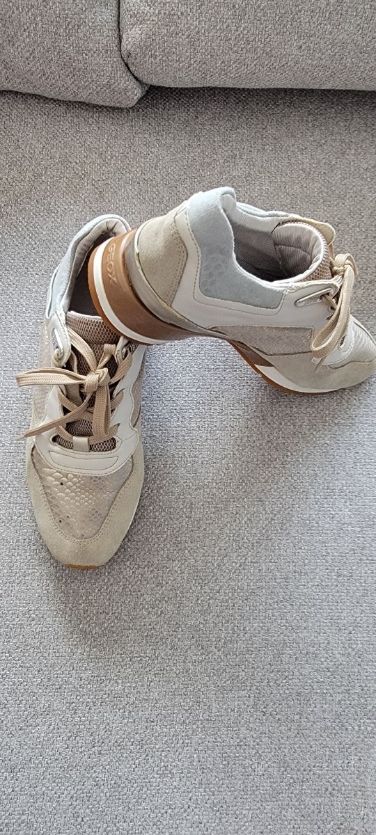 Zapatillas Geox beige