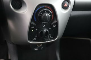 Toyota Aygo 1.0 X-Play