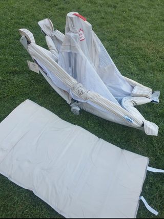 Cuna viaje plegable, en buen estado.