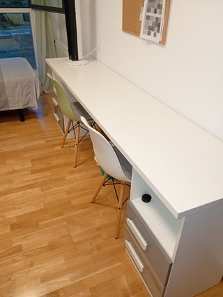 Escritorio blanco y gris - 2,5m