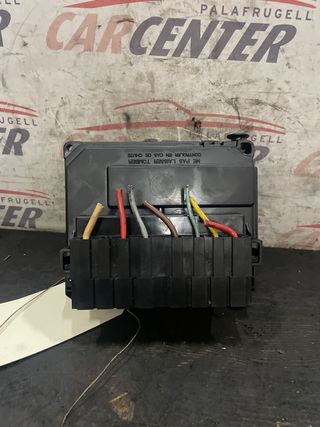 CAJA RELES / FUSIBLES CITROEN C4 BERLINA