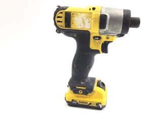 taladro a bateria dewalt dcf815