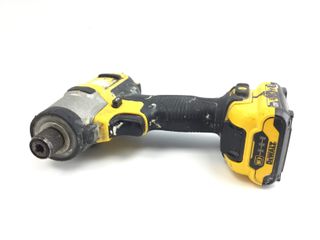 taladro a bateria dewalt dcf815