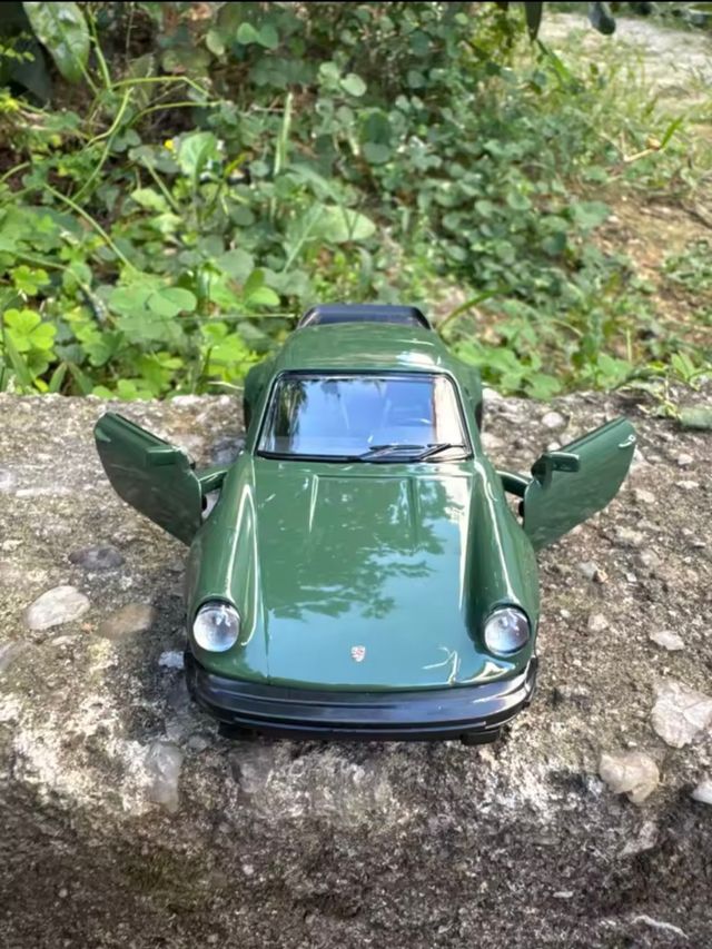 1:36 Porsche 911 Turbo - Coche escala