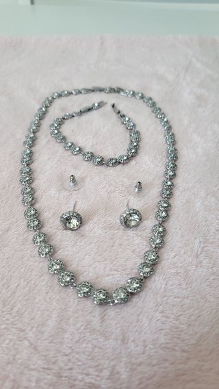 Conjunto Swarovski Collar y Pulsera 