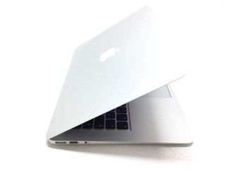 portatil apple apple macbook air core i5 1.8 13 (2017) (a1466)
