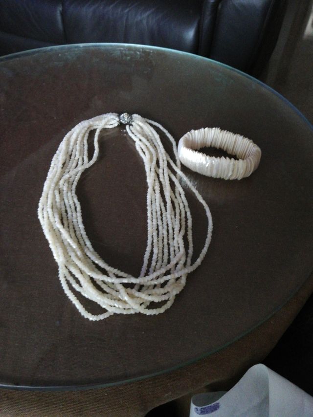 Collar perlas nácary pulseraa juego