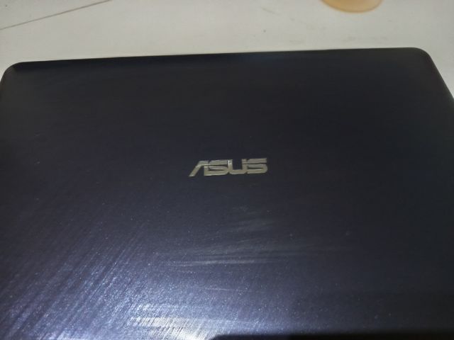 Computer portatile Asus nero