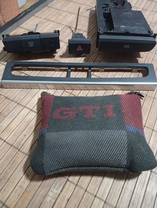 Botonera y tarjetero 2din Audi A3 8p