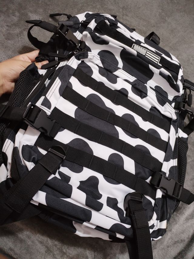 Mochila - Negra y Blanca